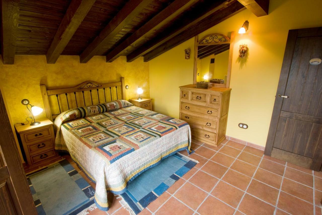 Casas Herrenales De Ulaca Solosancho